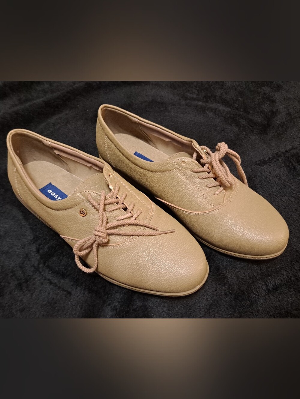 Easy Spirit Women’s Casual Lace-Up Oxfords in Taupe Sz 7M